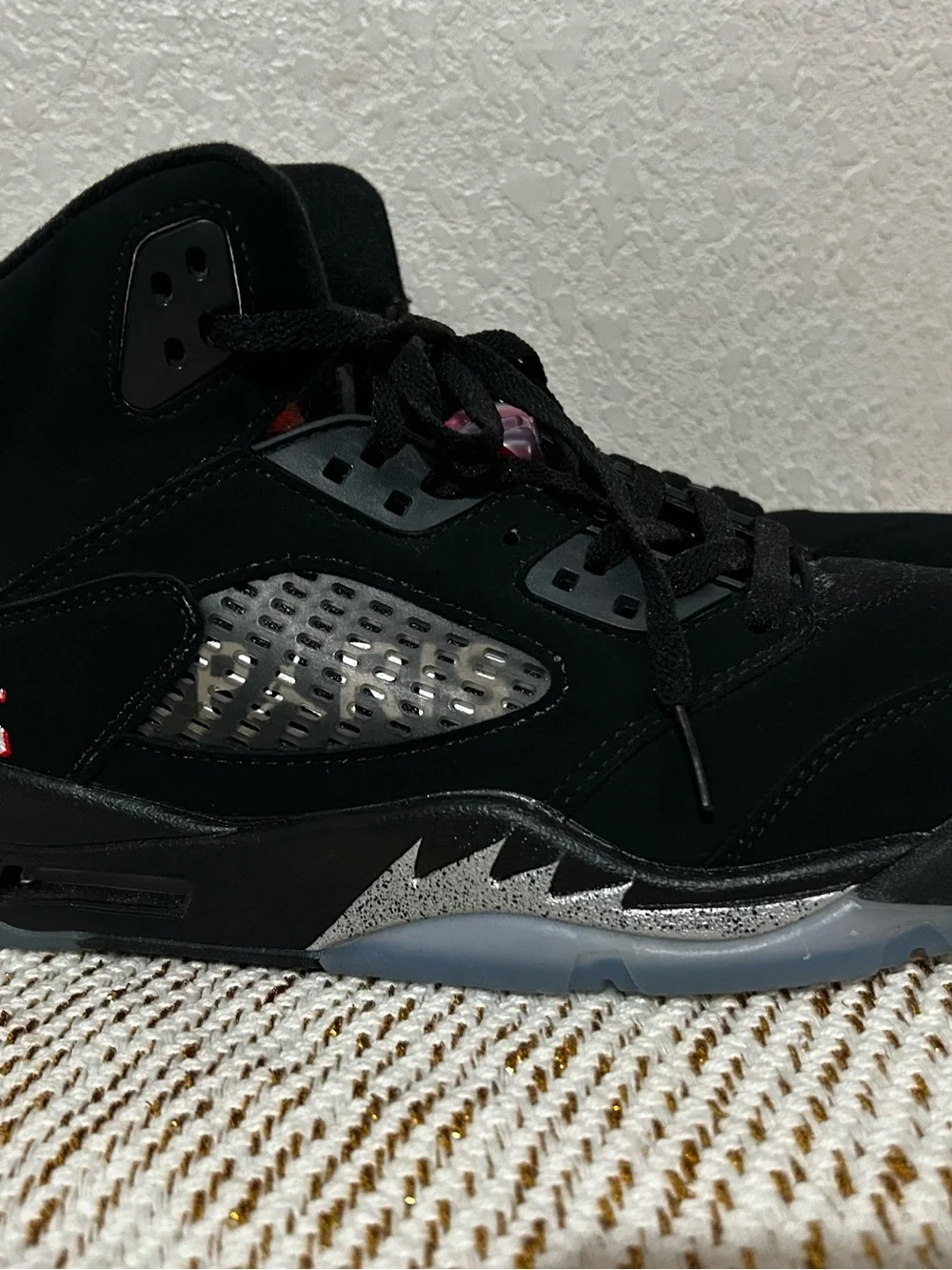 Jordan Black Tag Label Sneakers
